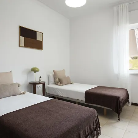 Salty - Near The By Hd Lägenhet *